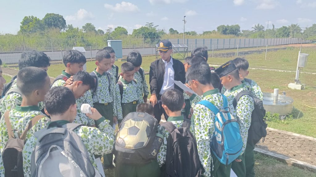 Gambar ini memiliki atribut alt yang kosong; nama berkasnya adalah WhatsApp-Image-2025-11-04-at-11.21.50-AM-1024x576.jpeg